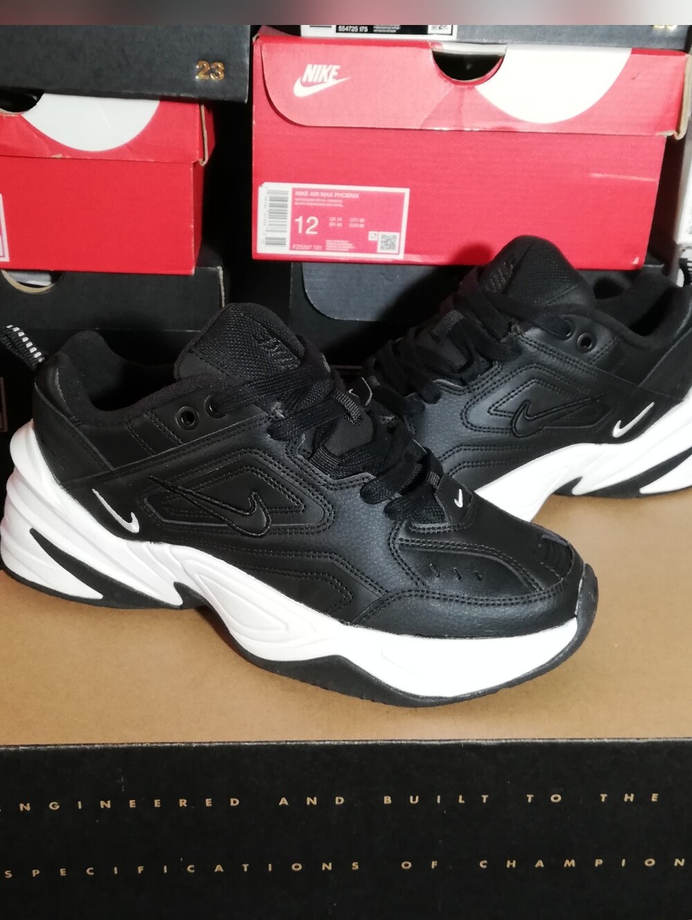 Nike M2k Tekno Brand New Condition Barely Worn indoor women US size 8 "USED"